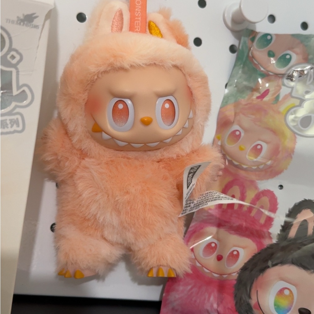 POP MART The Monsters Big Into Energy HAPPINESS